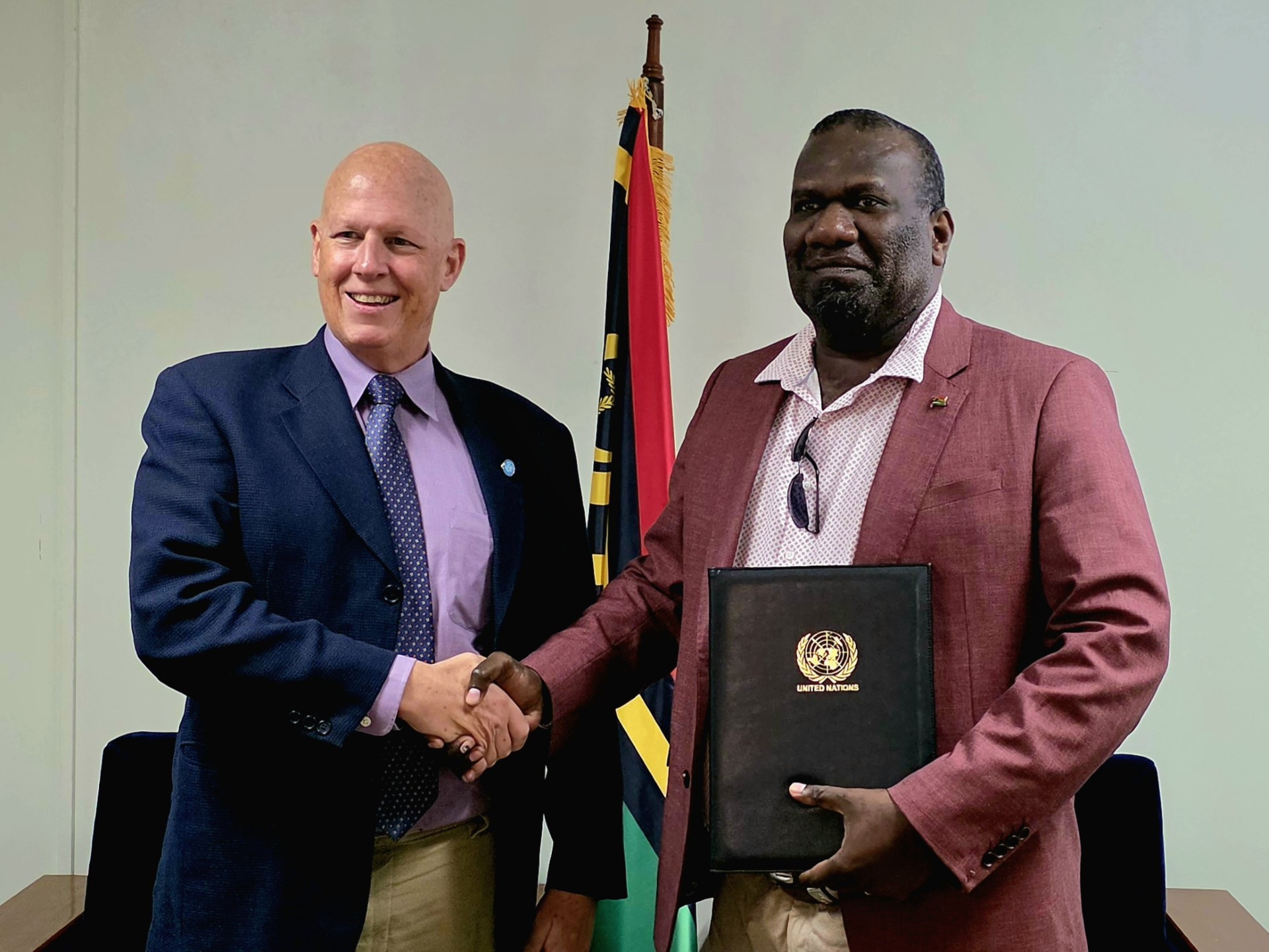 Minister of Foreign Affairs Receives Credentials of New UNICEF Representative for Pacific Island Countries